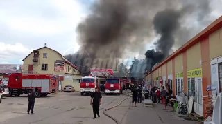 Строительный рынок горит в Балашихе Горит…
