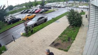 💩В ЖК Измайловский лес мужчина ударил…